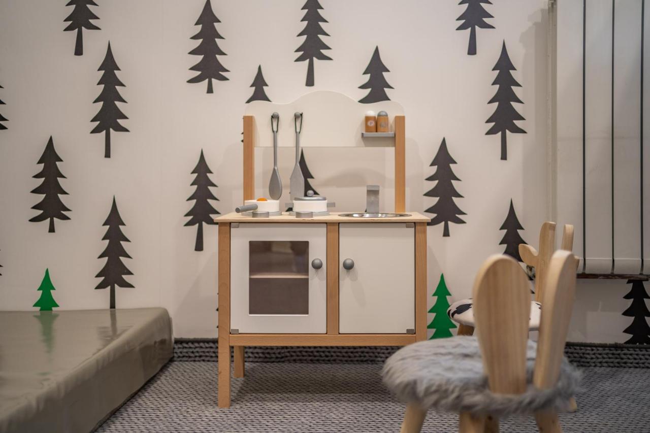 Rezydencja Silverton - Pilkarzyki, Ping Pong W Obiekcie Białka Esterno foto